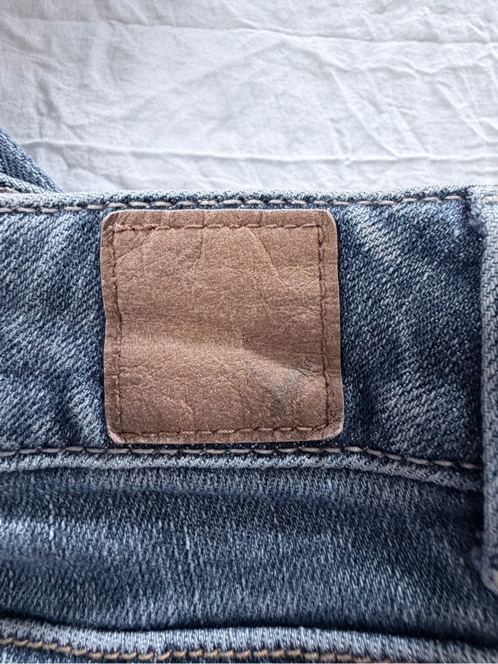 Vintage American Eagle Outfitters Super Low Rise Favorite Boyfriend Jeans - Picture 10 of 11